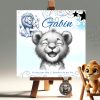 N°534- Faire-part original Roi Lion crayonné en bleu pour naissance ou Baptême