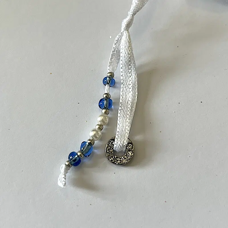 2- Pendentifs Artisanaux pour Sublimer vos Faire-Part