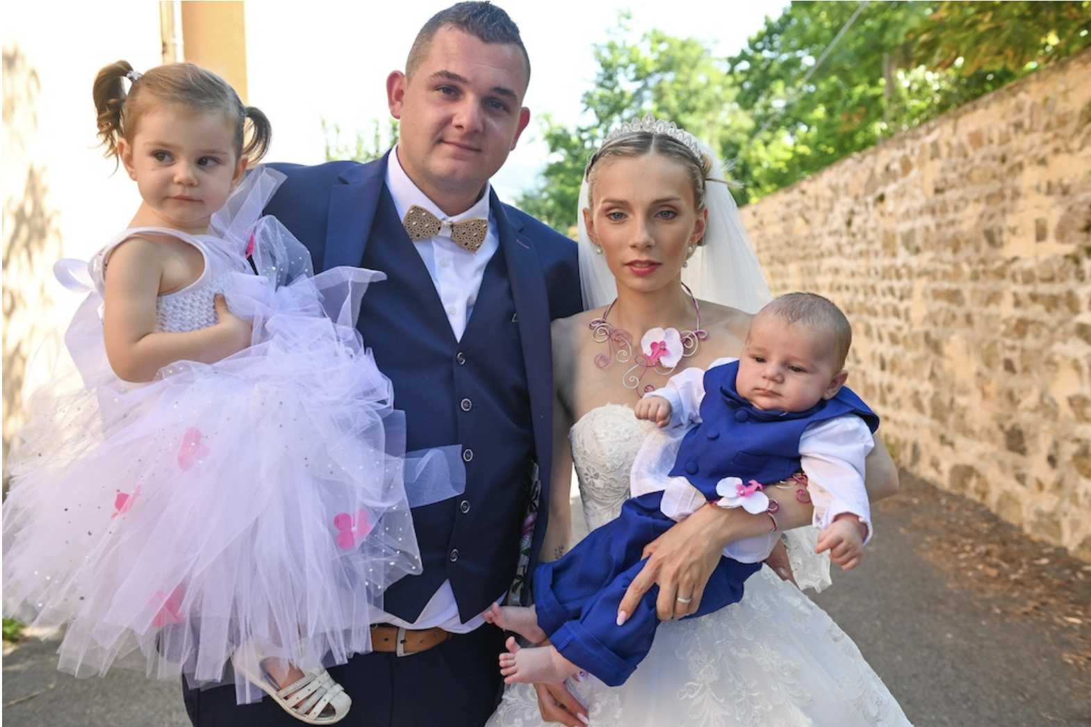 Ludivine & Kevin Une Histoire d’Amour Vibrante et Élégante